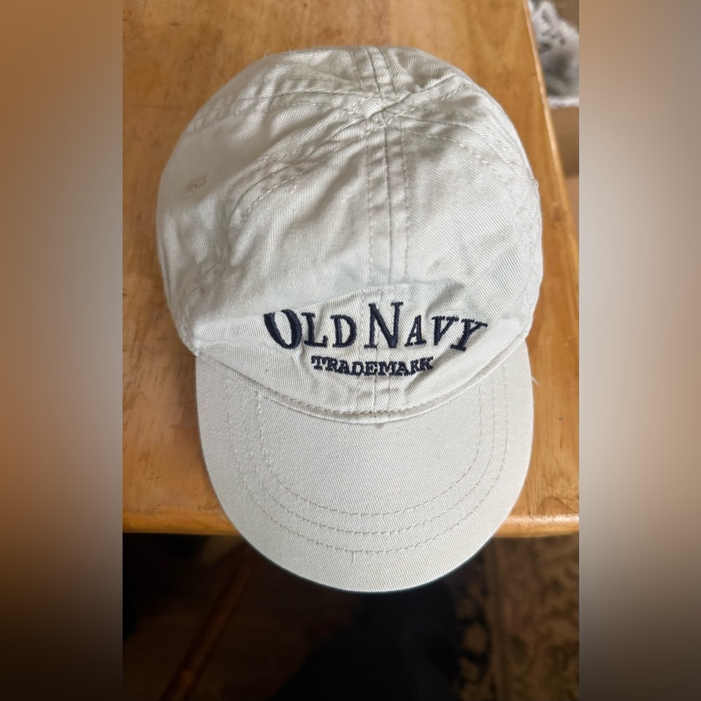 Old Navy Light Tan Baseball Cap size infant!